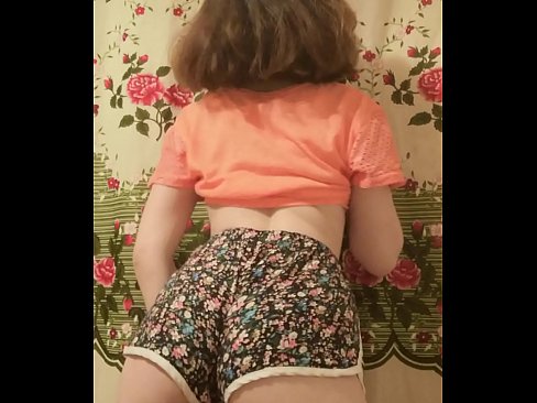 ❤️ Garota jovem e sexy tirando seus shorts da câmera ️ Sexo superior em pt-br.risegame.top ❌❤